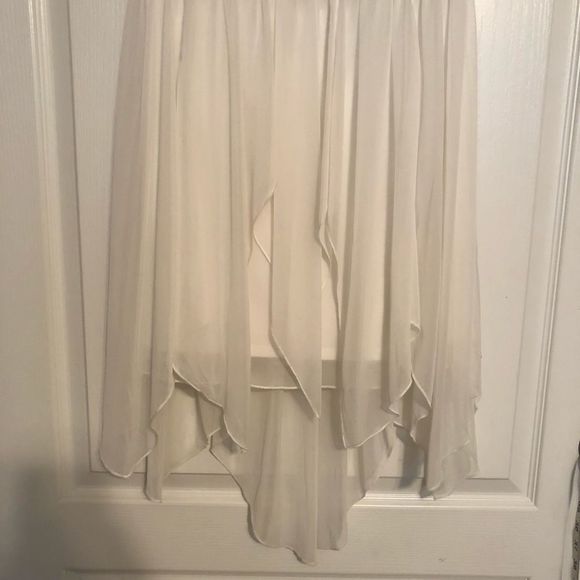 Ivory & Black Handkerchief Dress - Picture 3 of 4